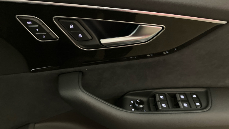 Audi Q7 3.0 TDI Quattro 286 Black Edition 5dr Tiptronic Diesel Estate